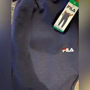 FILA MEN'S PERFORMANCE ZIPPER POCKET JOGGERS (BLUE XL). NWT